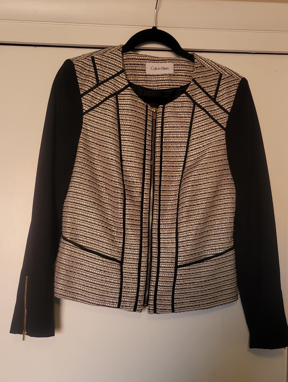Calvin Klein Black & Cream Textured Zip-Front Blazer